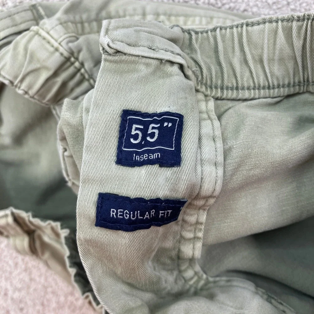 Chubbies Mens XL Shorts Green 5.5 Inseam Elastic Waist Stretch Twill Chino